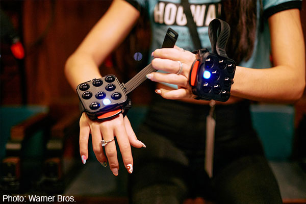 VR hand-tracking hardware